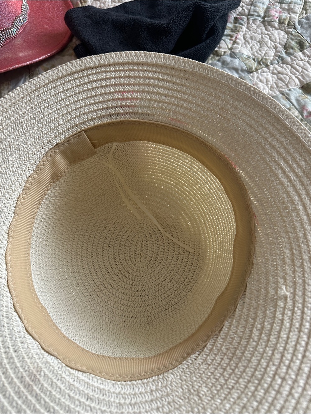 Beach Hat - Picture 3 of 3